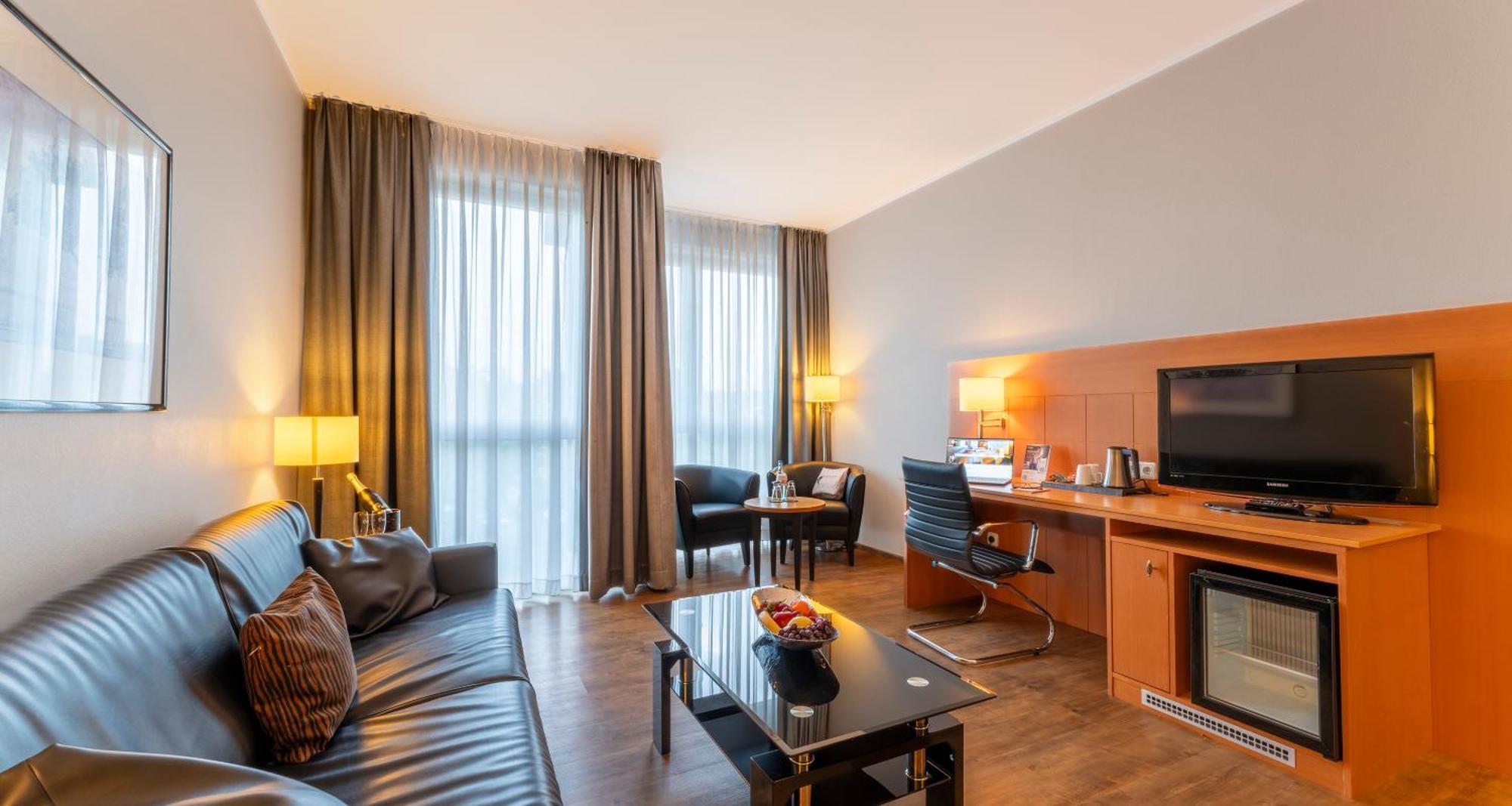 Hotel Plaza Premium Koln Zewnętrze zdjęcie