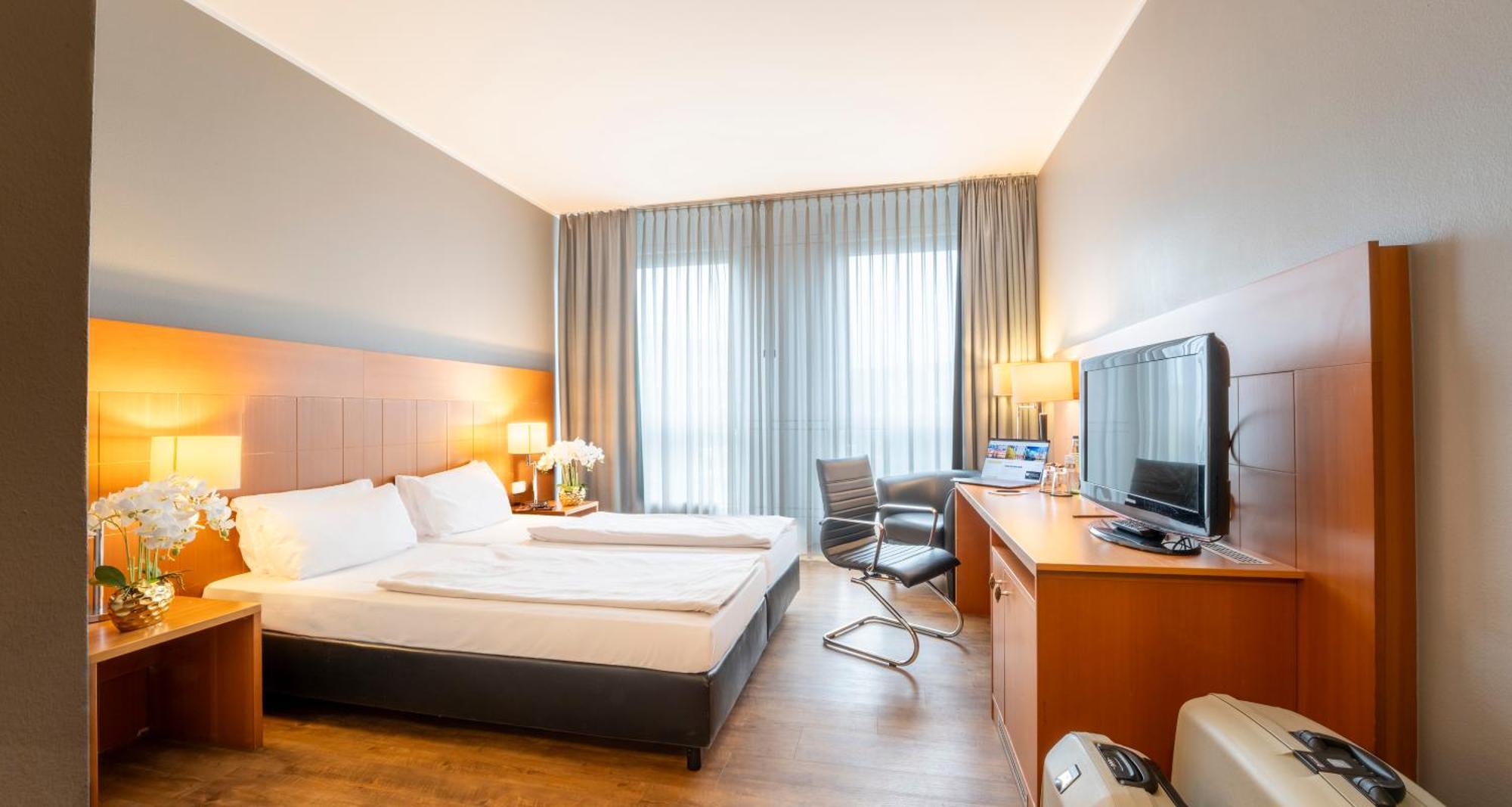 Hotel Plaza Premium Koln Zewnętrze zdjęcie